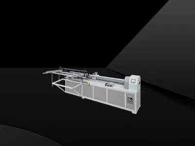 Papierrohrschneidemaschine